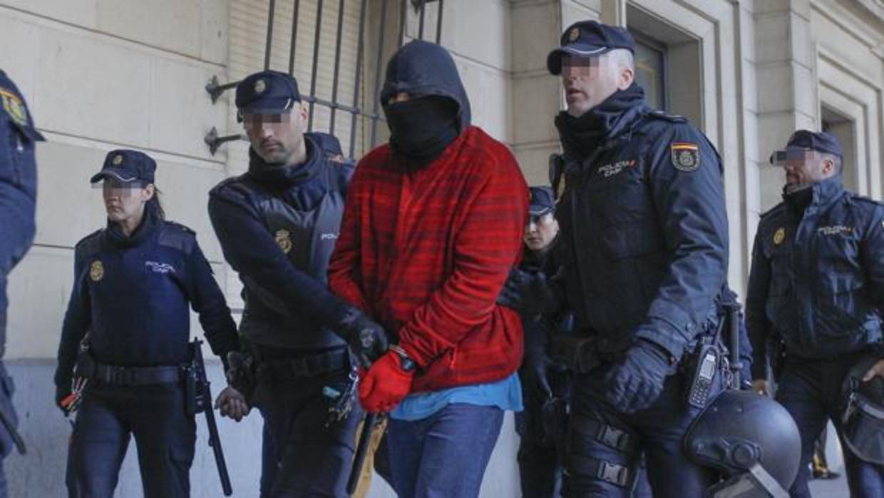 Careo en los Juzgados de los detenidos por el triple crimen de Dos Hermanas