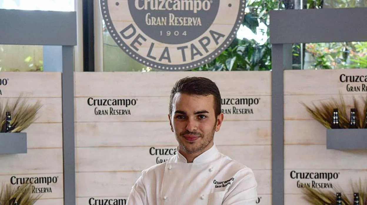 Daniel Léon es en la actualidad jefe de cocina en el conocido restaurante de Utrera 'Besana Tapas'