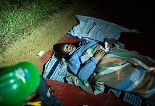 Casi 200 efectivos se ponen a prueba en el simulacro de un terremoto que asolaría la campiña de Sevilla