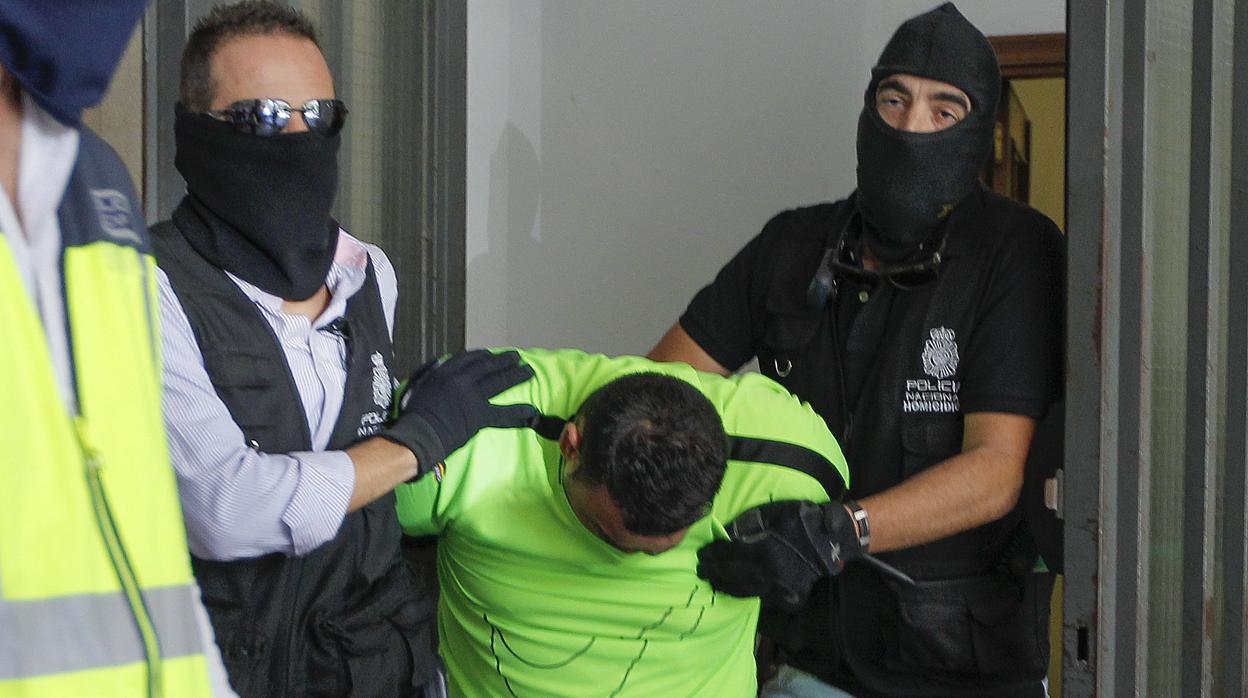 Ricardo G.H., alias el «Pollino», sale detenido del juzgado