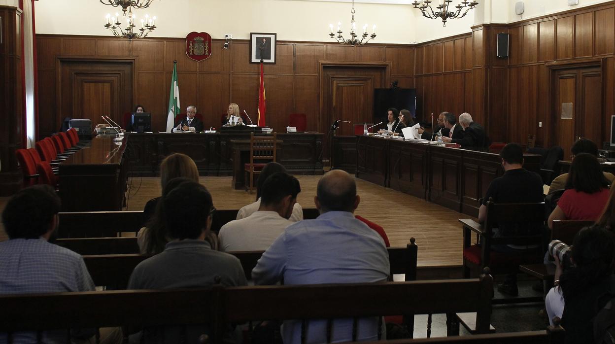 La sala de vista del juicio por el crimen machista de Olivares