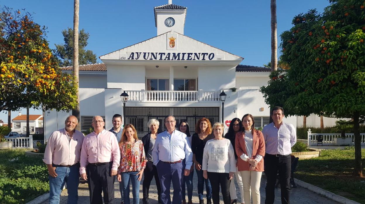 Domingo Salado junto al resto de miembros del GIES