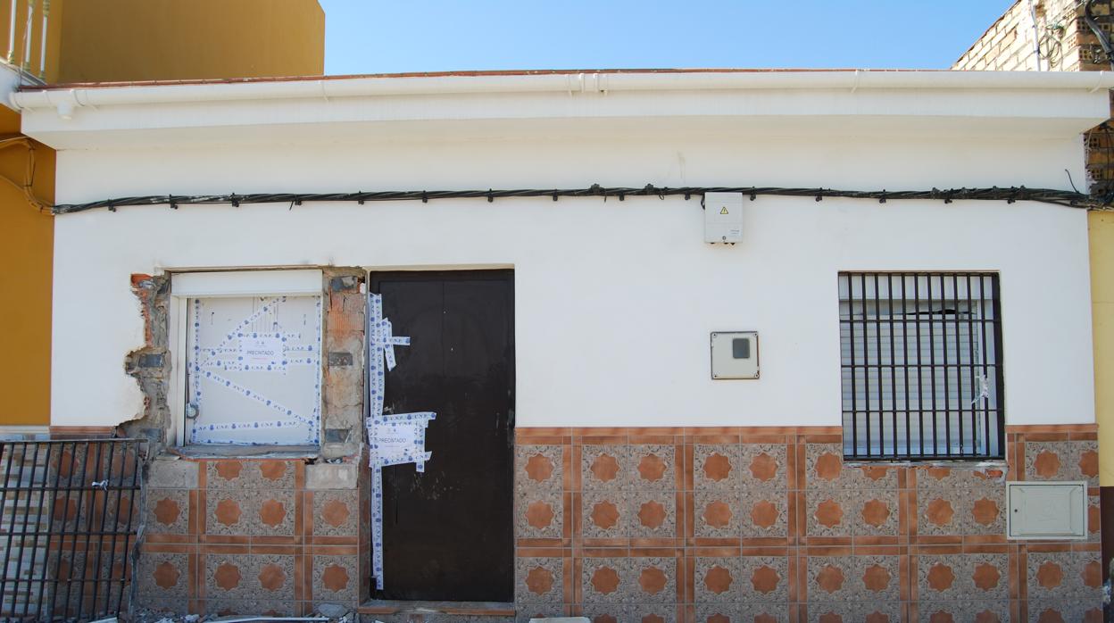 Número 168 de la calle Cerro Blanco donde fueron hallados los cuerpos de las víctimas del triple crimen