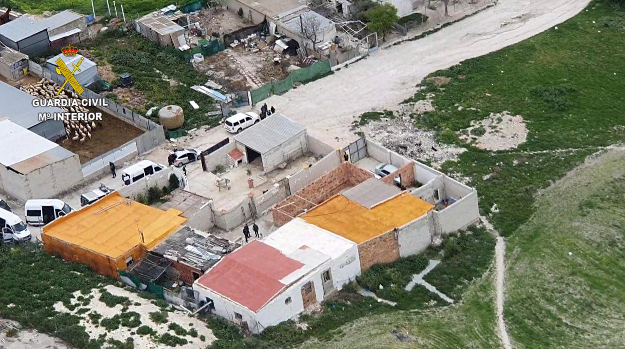 Zonas de viviendas ilegales en Estepa donde se ha desarrollado la operación de la Guardia Civil