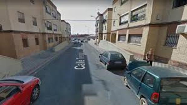 A prisión un violento ladrón que le abrió la cabeza a un policía nacional en Dos Hermanas