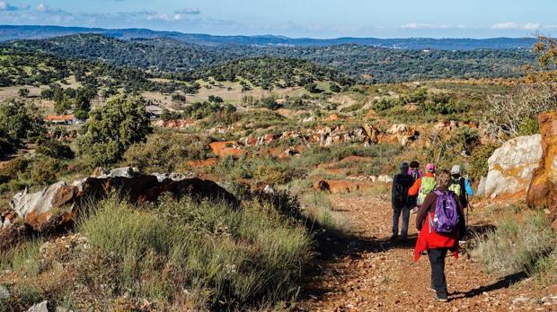 Turismo rural en la Sierra Norte de Sevilla: qué ver y qué hacer para disfrutar el Puente del Pilar 2020