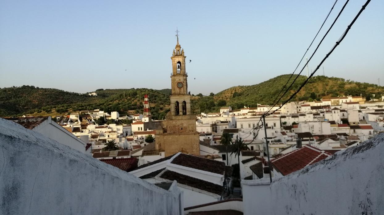 Calle Párroco González Serna, centro histórico de Constantina