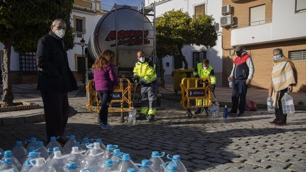 La crisis del benceno en el agua de Sevilla ocasionó costes por encima del medio millón de euros