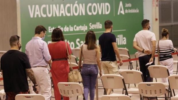 El SAS vacunará este miércoles sin cita previa en Osuna a 450 personas de entre 40 y 59 años