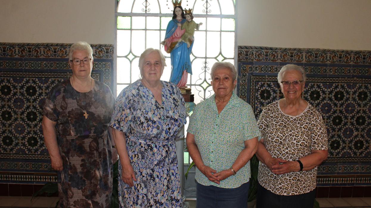 Cuatro de las religiosas salesianas que han puesto fin a su andadura en Utrera tras casi seis décadas