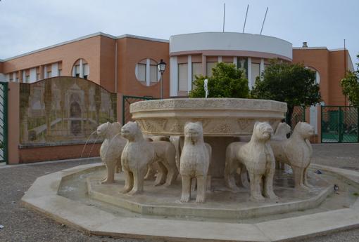 El instituto de Utrera que se ha convertido en todo un museo de arte