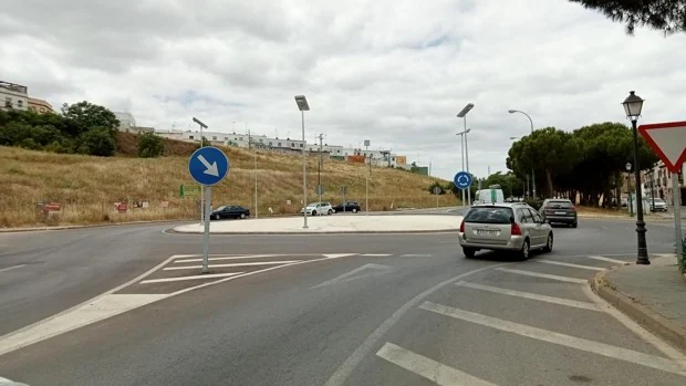 La Junta de Andalucía cede al Ayuntamiento cinco kilómetros de la travesía de Alcalá de Guadaíra