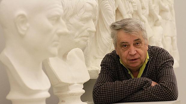 Enrique Valdivieso: «Muchas familias sevillanas han vendido obras maestras de arte durante la crisis»