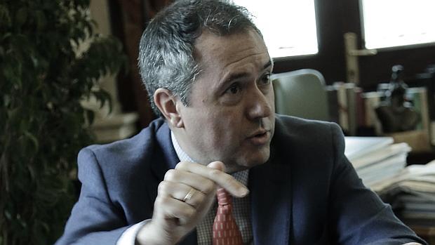 Espadas renuncia a hacer otro «catastrazo» en lo que queda de mandato