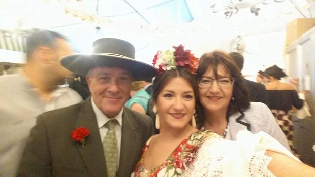 «¡Qué arreglen ya la carretera aunque eso no me devuelva a mi hija!»