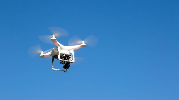 Drones: sus usos y dónde aprender a pilotarlos