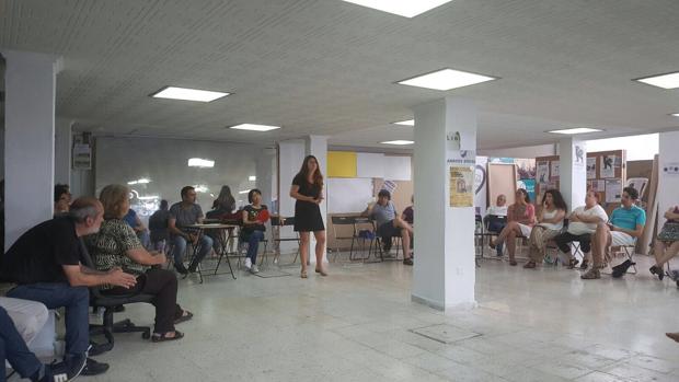 Así es la estrategia de Podemos para provocar  desalojos del Ayuntamiento: «Al PSOE ni agua»