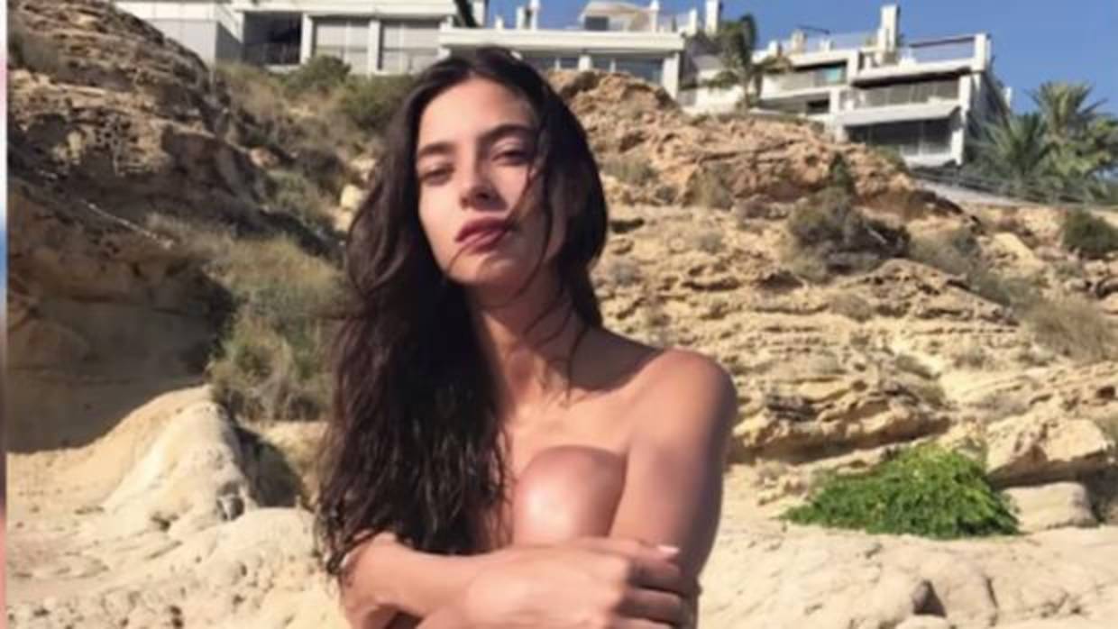 La modelo Rocío Crusset ha subido una fotografía muy sugerente a sus redes sociales