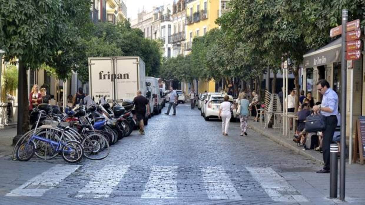 Vista de la calle Mateos Gago en Sevilla