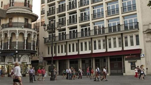 La antigua sede del Banco de Andalucía acogerá un hotel y un espacio comercial