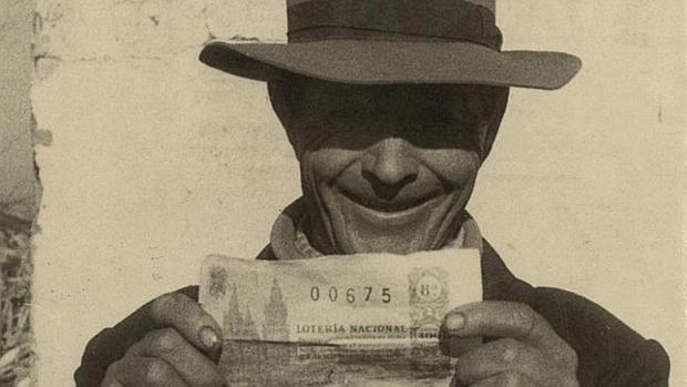 Lotería de Navidad: «El Gordo» más feo de Sevilla que repartió «El Triste»