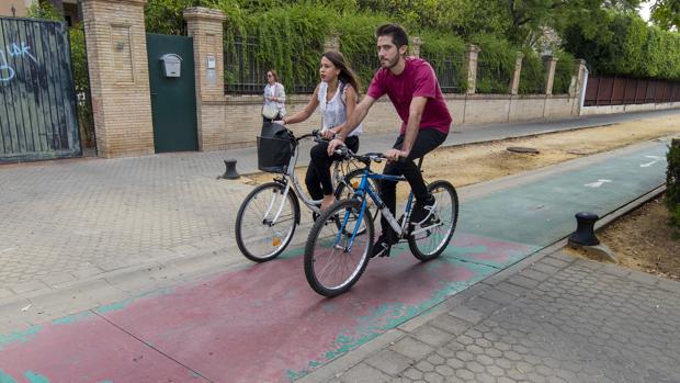 El Ayuntamiento de Sevilla ampliará la red de estacionamientos de bicis con 740 nuevos bicicleteros