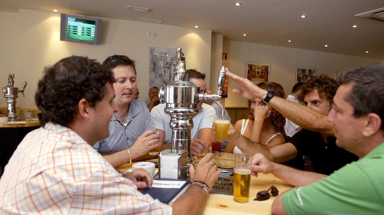 En Sevilla existen numerosas variedades de cervezas artesanales, de las cuales cabe destacar la Albero, la Desiderata y la Mond