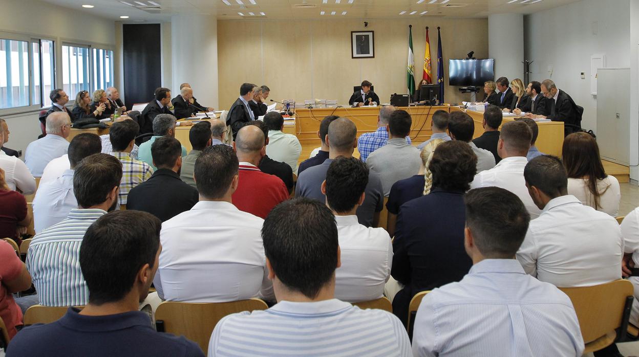 La Fiscalía compara la trama de las oposiciones de la Policía con la «camorra italiana»