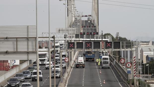 Fomento anunció la ampliación del puente del Centenario sin conocer su capacidad
