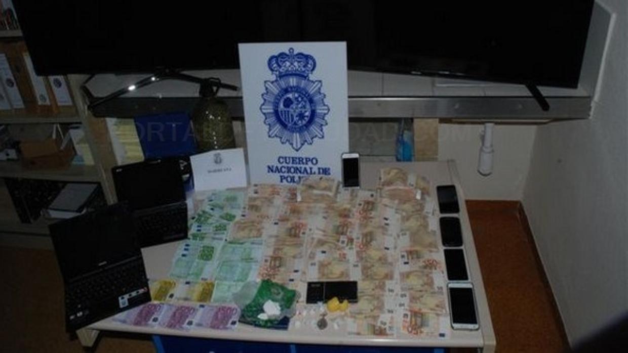 Efectos intervenidos en una operación antidroga de la Policía en una imagen de archivo