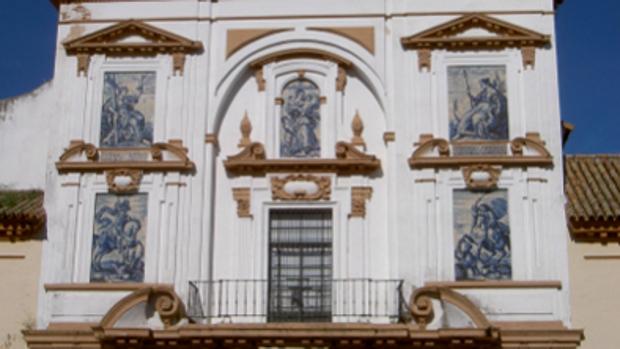 La odisea de casarse en la Caridad de Sevilla a la misma hora que el desfile del Día de las Fuerzas Armadas