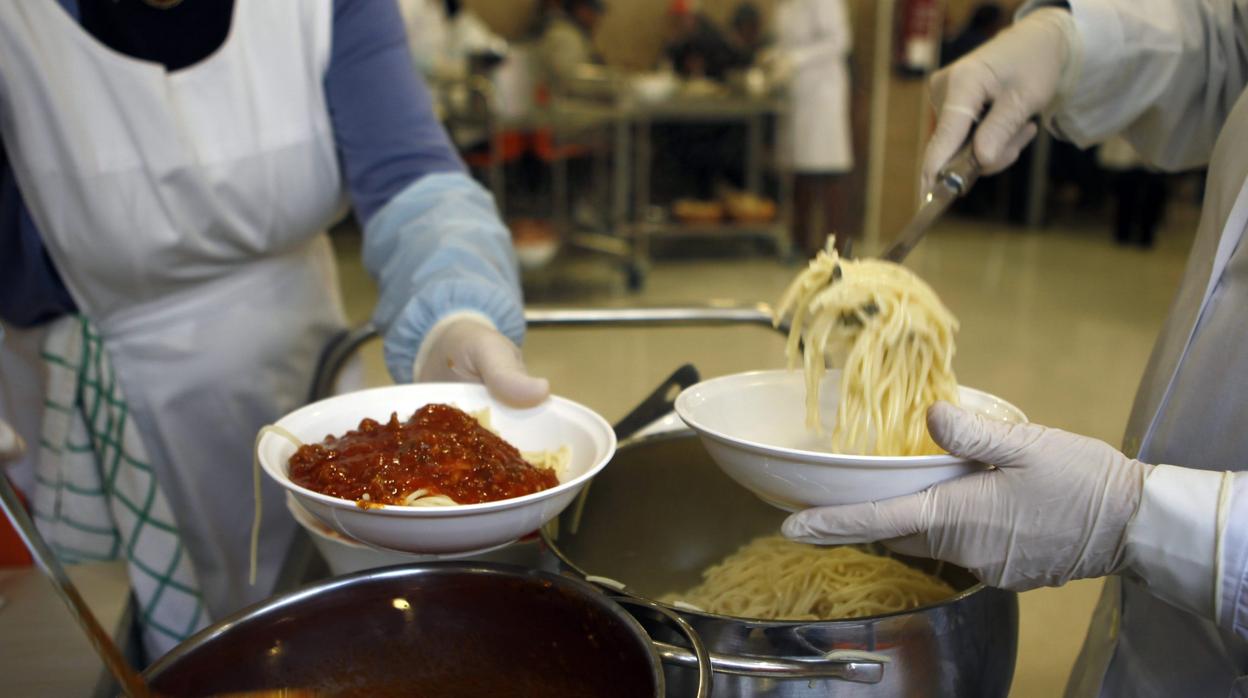 El Comedor Social San Juan de Acre, gestionado por la Delegación de Andalucía de la Orden de Malta