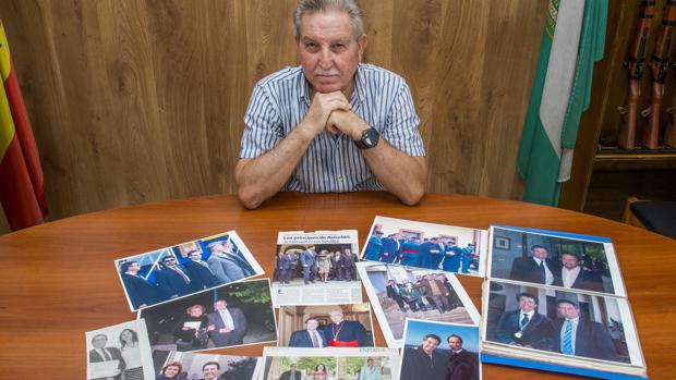 Se jubila «Pepín», el escolta de las personalidades en Sevilla