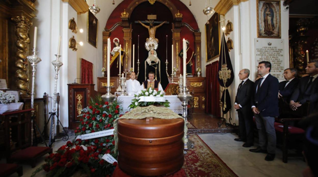 Funeral de Luis Álvarez Duarte en la capilla de Las Aguas