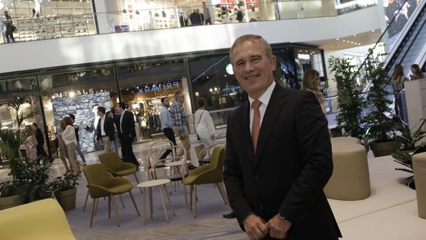 José Luis del Valle: «Sevilla necesitaba un centro comercial de estas características»