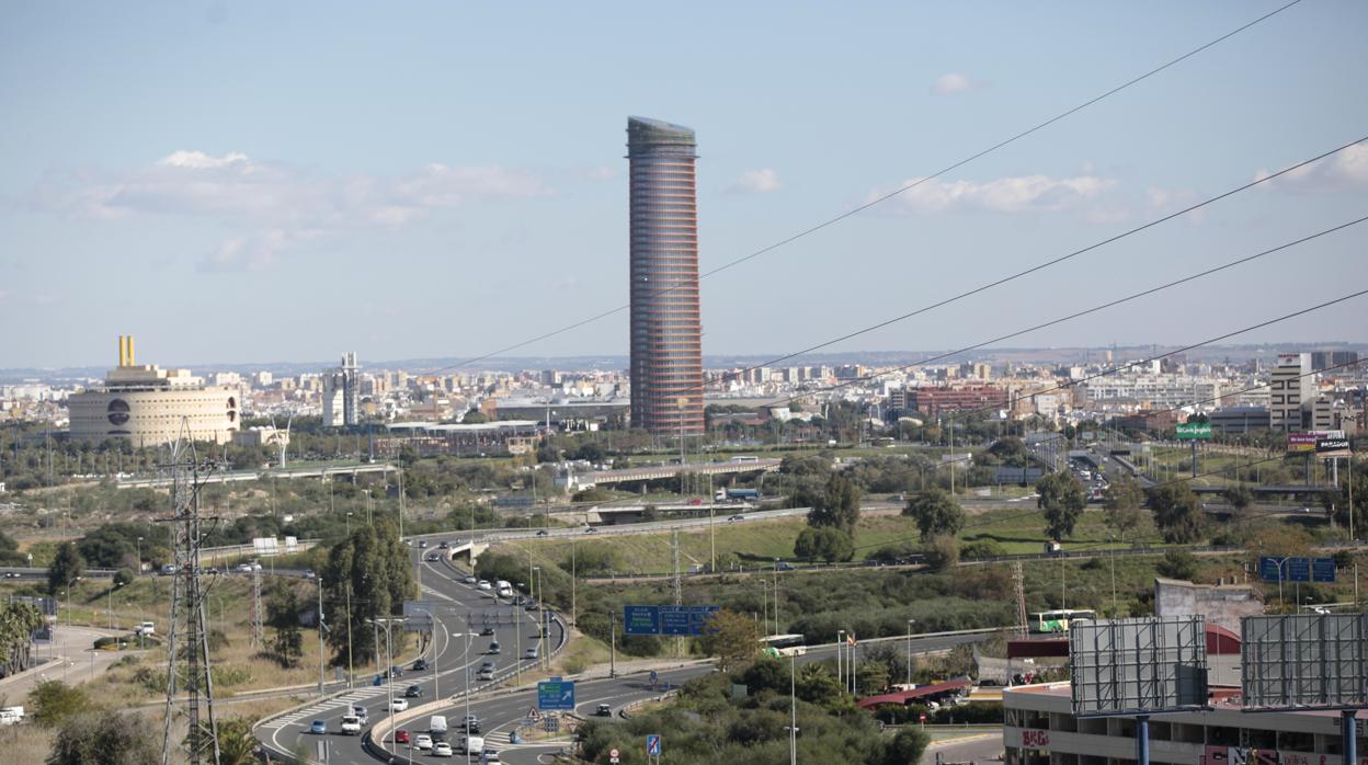 Fotos del nudo de enlace de la Pañoleta, entre la Se-30, la A-49 y la entrada a camas