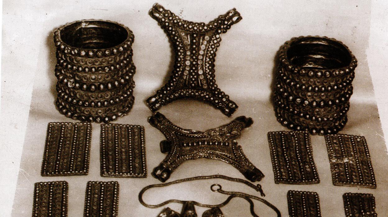 Imagen del tesoro del Carambolo