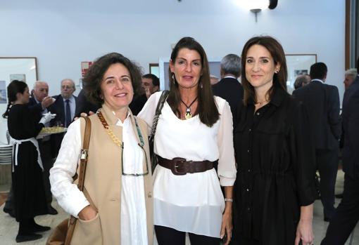 Fátima Rodríguez Angulo, María de Nova Pozuelo y Carmen González