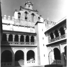 el claustro de los Muertos
