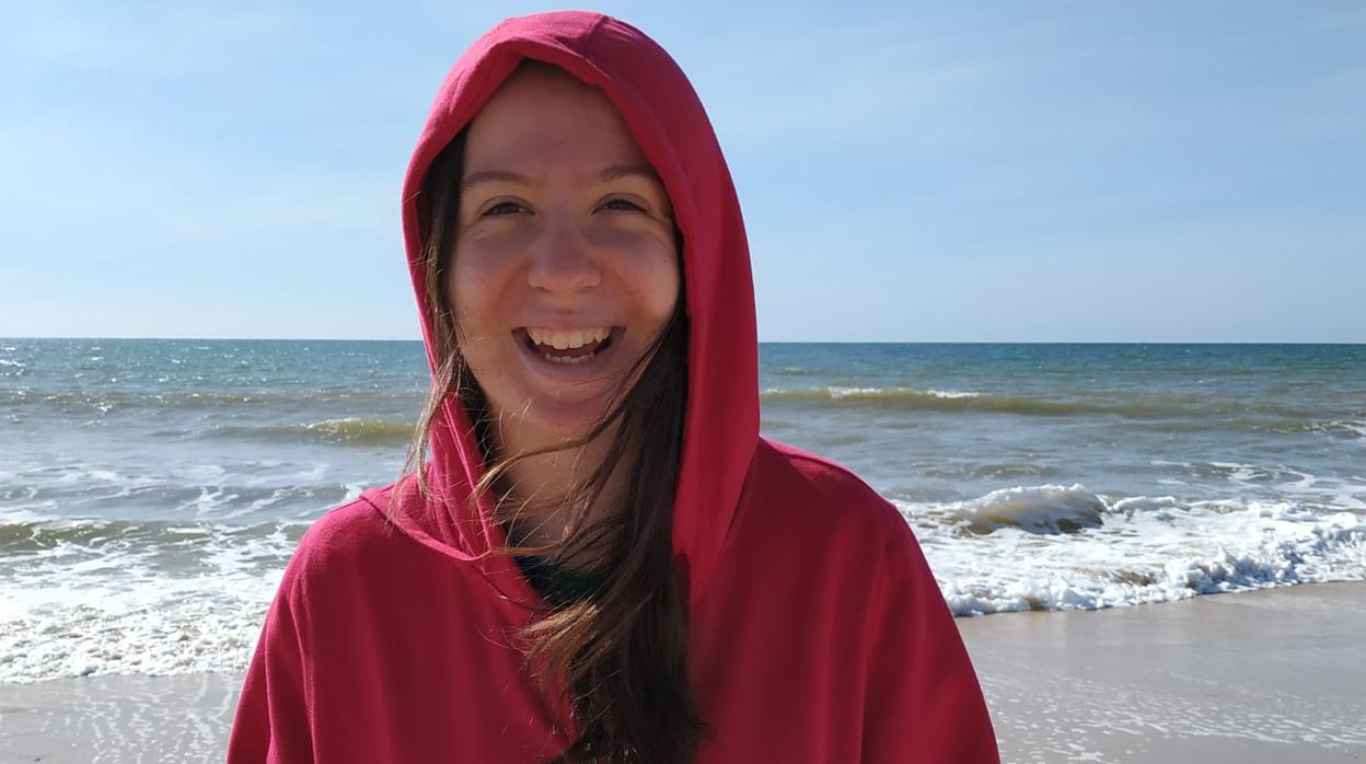 Julia Balbuena en una imagen en la playa