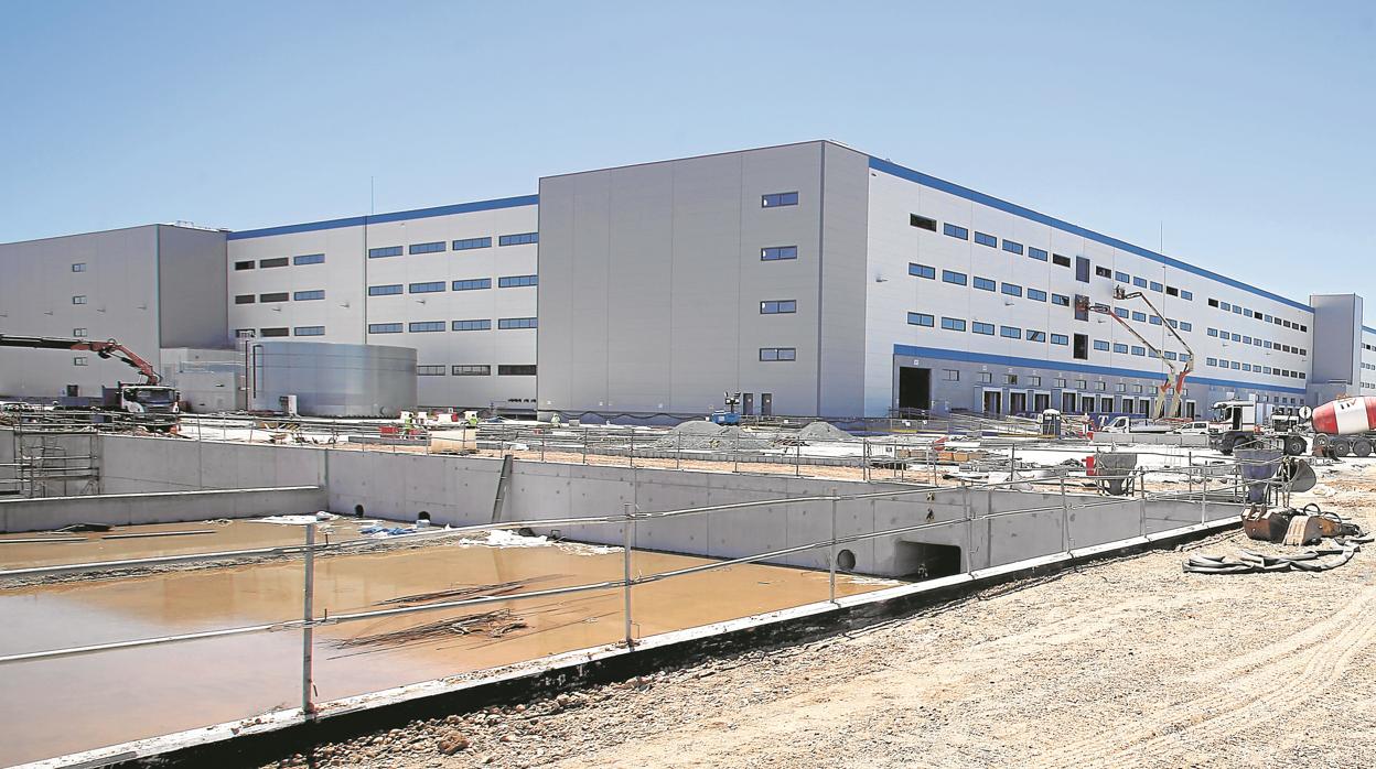 Construcción del macrocentro logístico de Amazon en Dos Hermanas