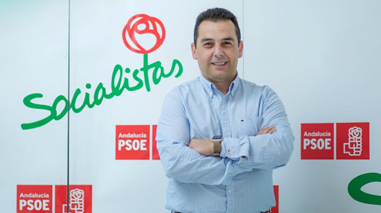 El alcalde de Casariche, Basilio Carrión, es uno de los señalados por la Policía