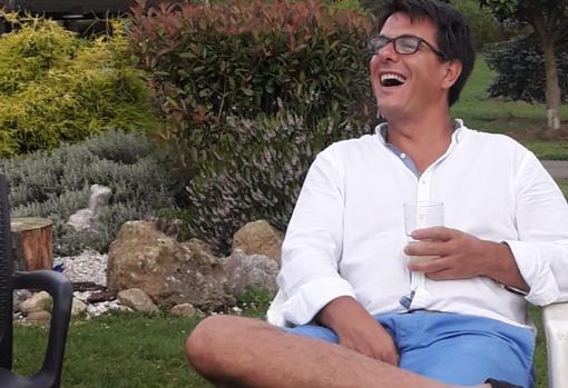 Miguel en una imagen que le gusta mucho a su mujer