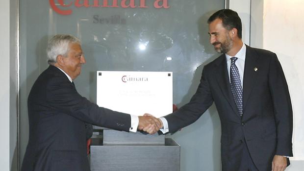 La Cámara de Comercio de Sevilla muestra su apoyo a Felipe VI en una carta