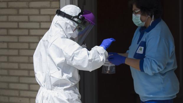 Sevilla registra 48 nuevos casos positivos de Covid-19 en un solo día, con dos nuevos hospitalizados