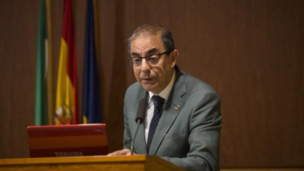 Las elecciones a rector de la Universidad de Sevilla se retomarán a finales de octubre