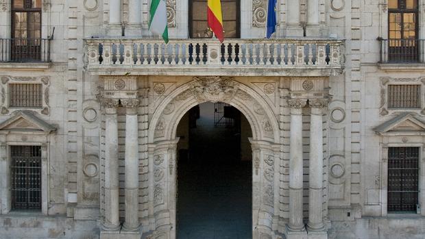 La «nueva normalidad» en la Universidad de Sevilla: rotaciones, 665 cámaras...