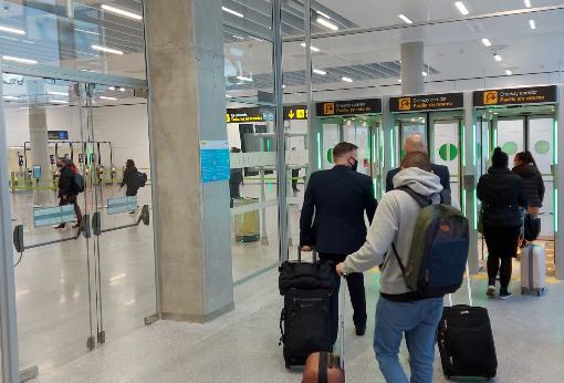 Área de pasillos antirretorno