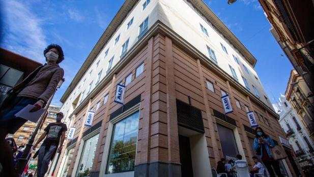 El Covid cambia el mercado de locales comerciales en Sevilla: ahora interesan grandes