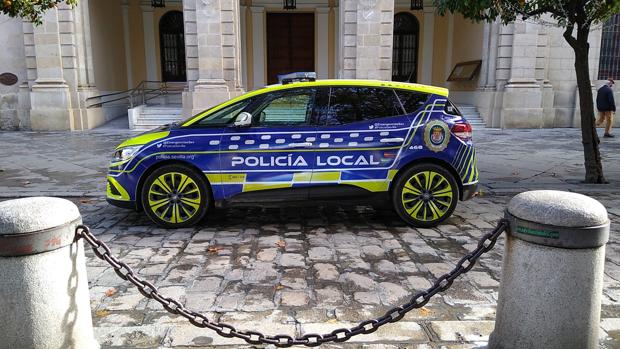 La Policía Local de Sevilla retira diez de los nuevos patrulleros por fallos eléctricos